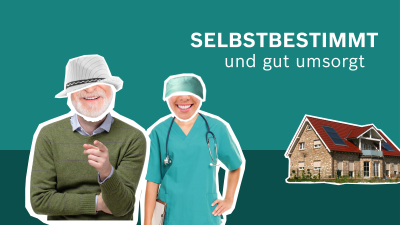 Ein älterer Mann steht neben einer Pflegerin. 